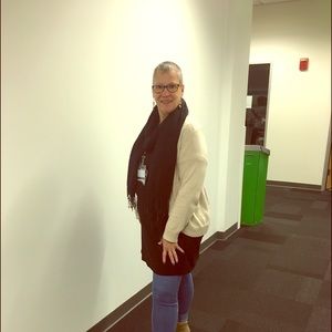 Meet your Posher, Lori